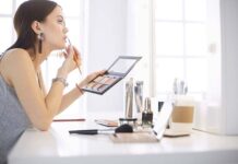 Róż do policzków – jak wybrać ten idealny? Róż do policzków