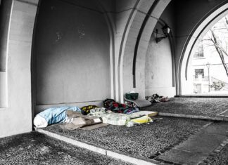 Czy można siedzieć na materacu?