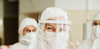 Jak zrobić Maseczka przeciwzmarszczkowa?