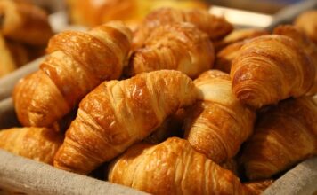 Jaka najlepsza pasta do usuwania rys na lakierze?