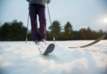 Jak kupić narty przed sezonem i naprawdę trafić w swój styl jazdy